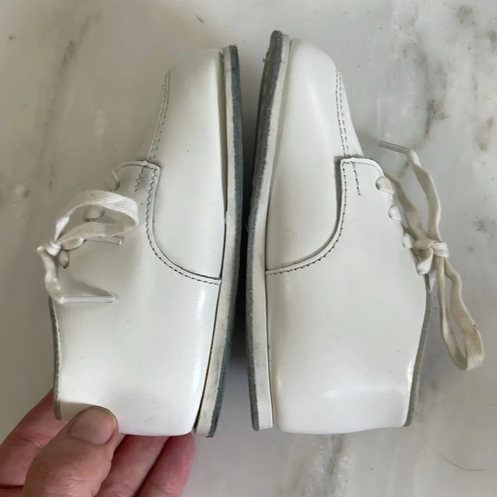 Stride Rite, traditional white leather baby infant shoe size 4.5 good condition - Picture 5 of 9